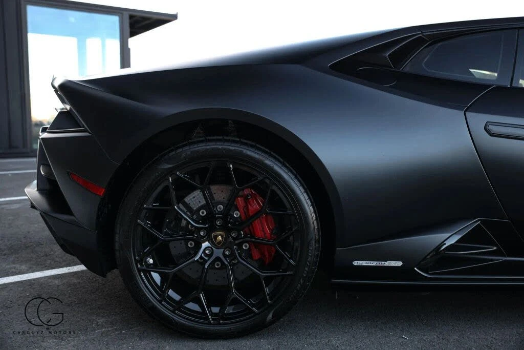 2020 Lamborghini Huracan - Image 23 of 31