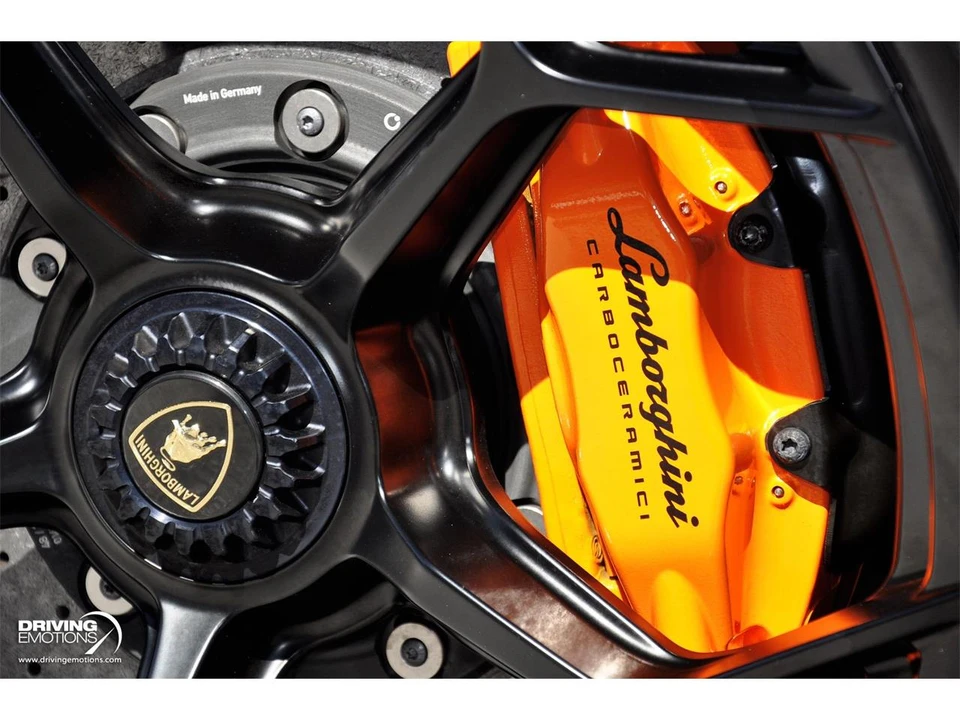 2020 Lamborghini Huracan LP640-4 EVO - Image 20 of 31
