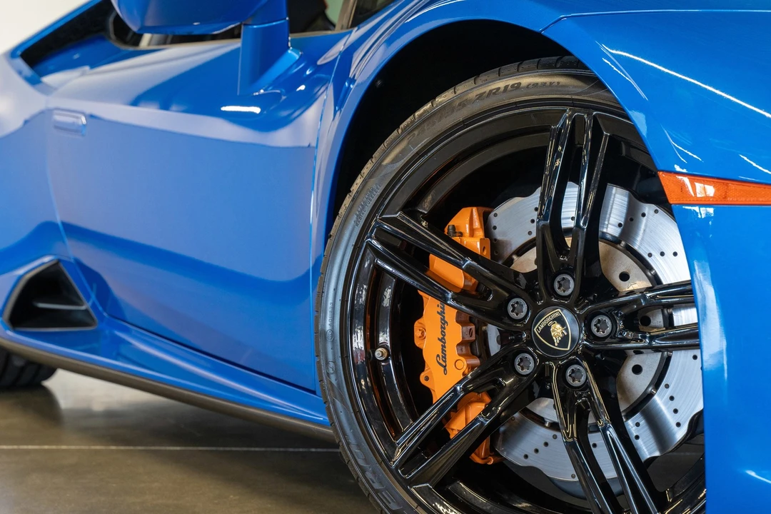 2020 Lamborghini Huracan - Image 24 of 31
