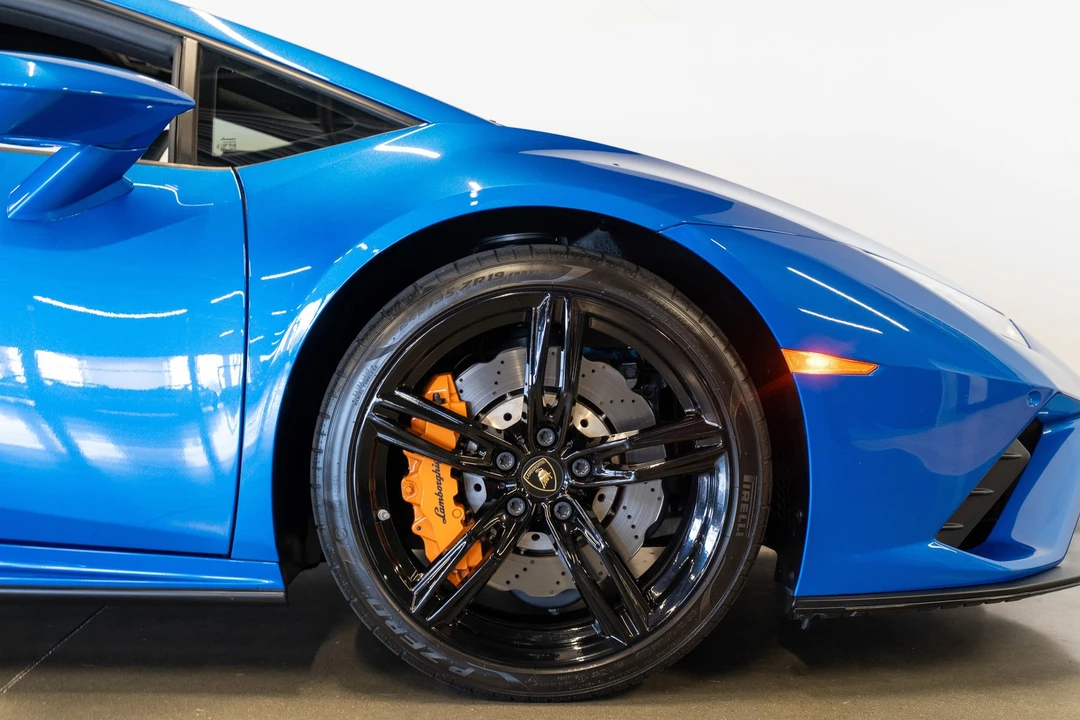 2020 Lamborghini Huracan - Image 29 of 31