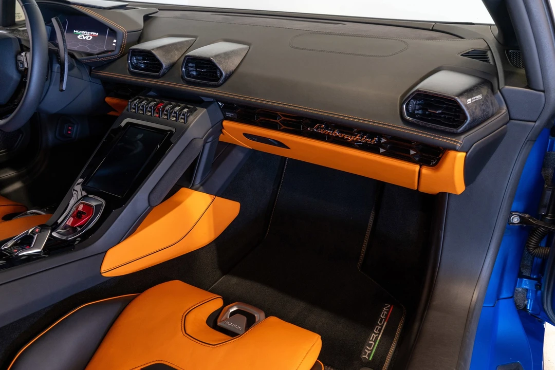 2020 Lamborghini Huracan - Image 11 of 31