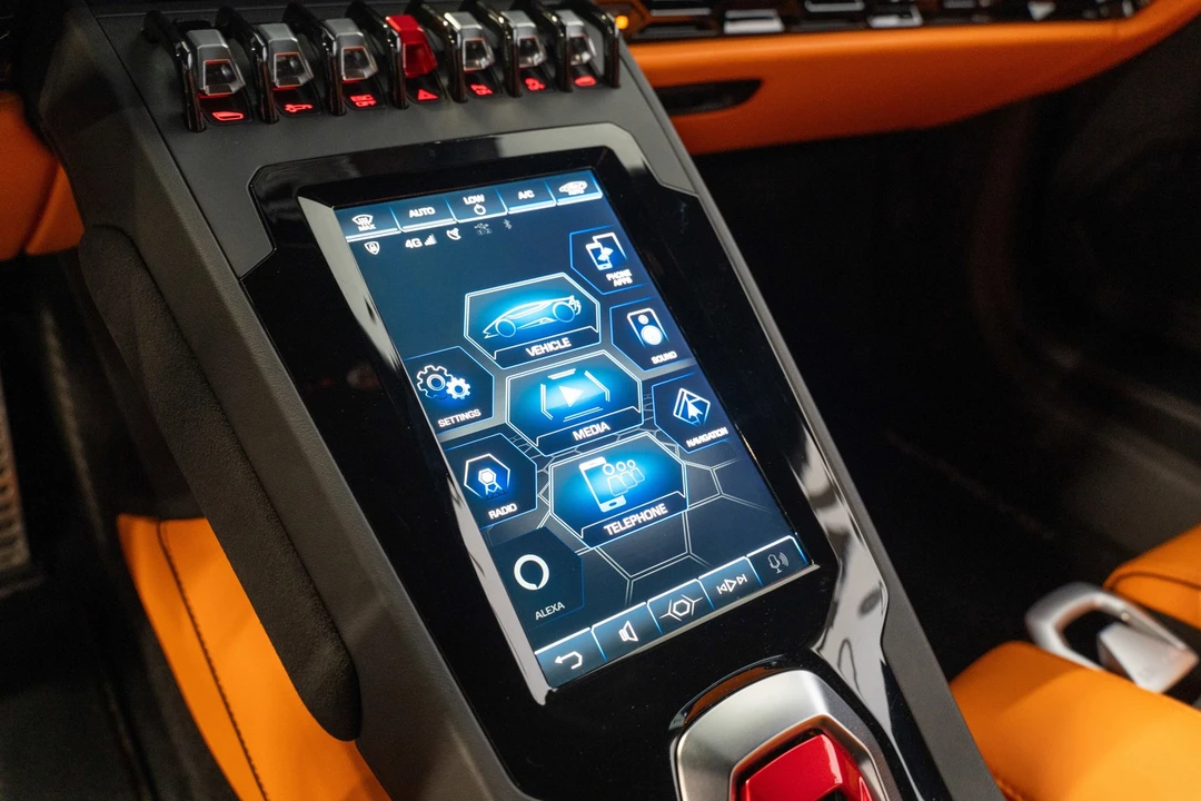 2020 Lamborghini Huracan - Image 6 of 31