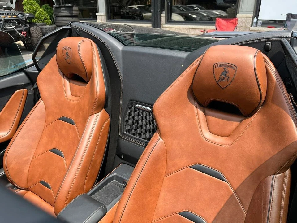 2020 Lamborghini Huracan - Image 16 of 31