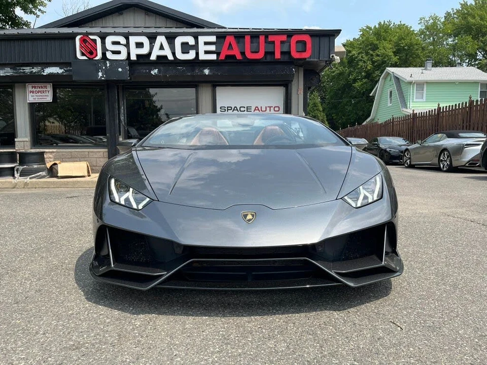 2020 Lamborghini Huracan - Image 2 of 31