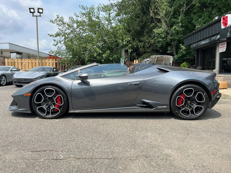 2020 Lamborghini Huracan - Image 5 of 31