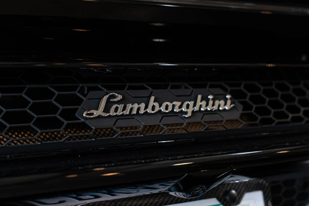 2020 Lamborghini Huracan - Image 17 of 31