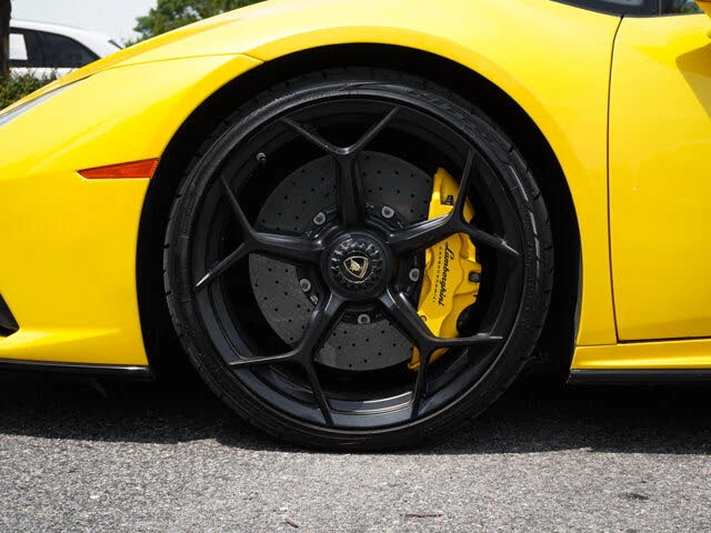 2020 Lamborghini Huracan - Image 13 of 31