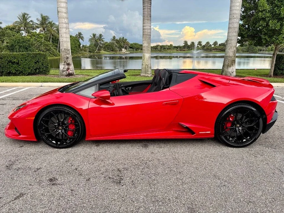 2020 Lamborghini Huracan - Image 11 of 30