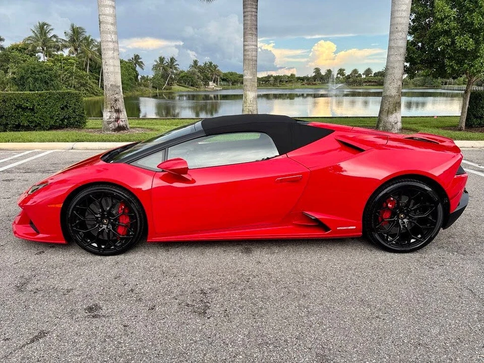 2020 Lamborghini Huracan - Image 12 of 30