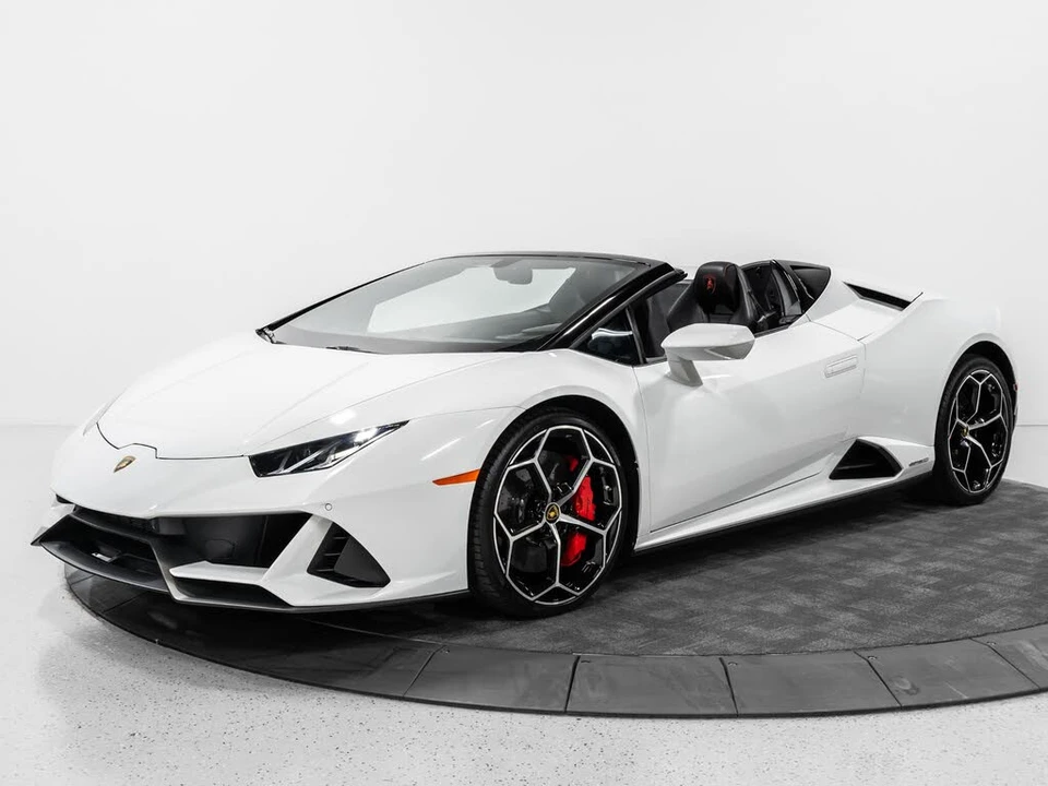 2020 Lamborghini Huracan - Image 2 of 31