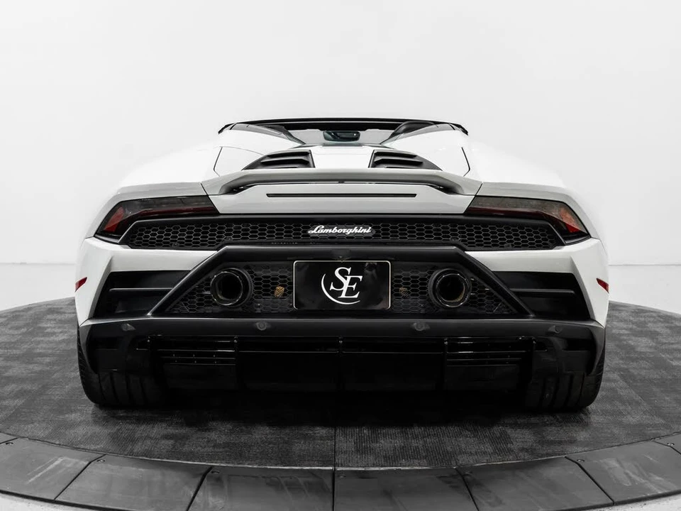 2020 Lamborghini Huracan - Image 7 of 31