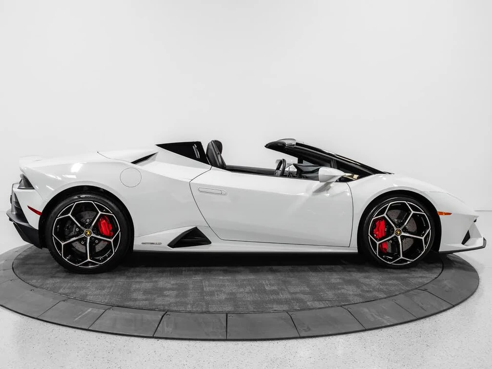 2020 Lamborghini Huracan - Image 10 of 31