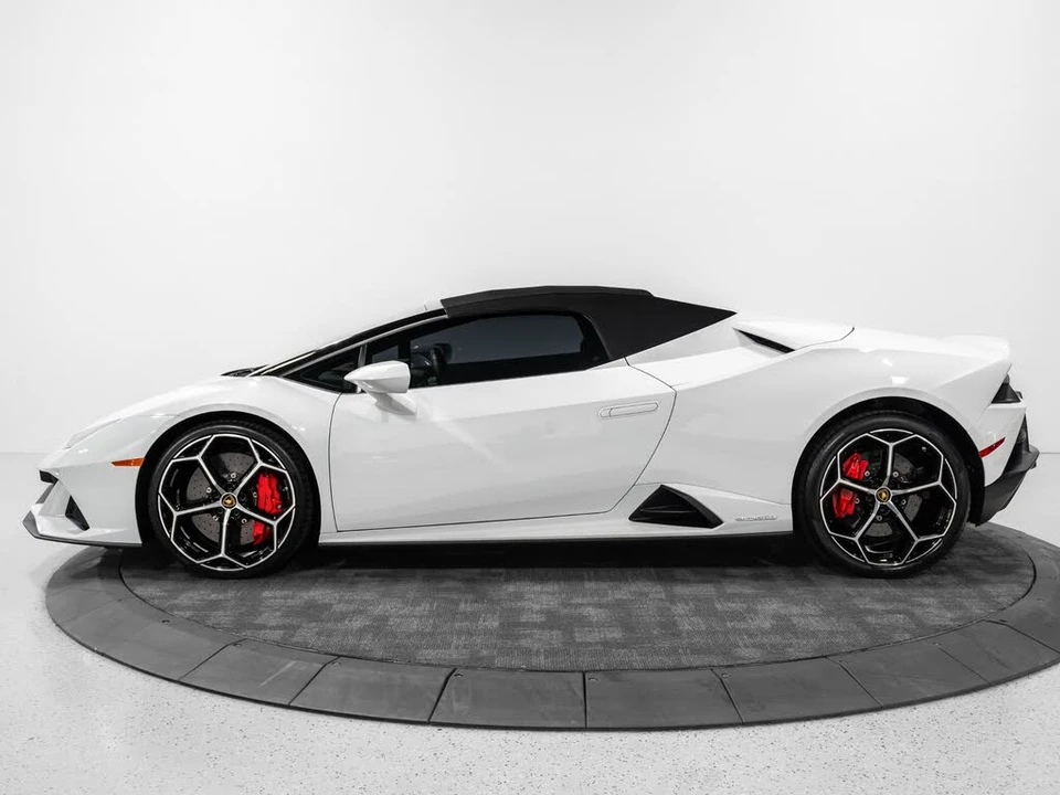 2020 Lamborghini Huracan - Image 16 of 31