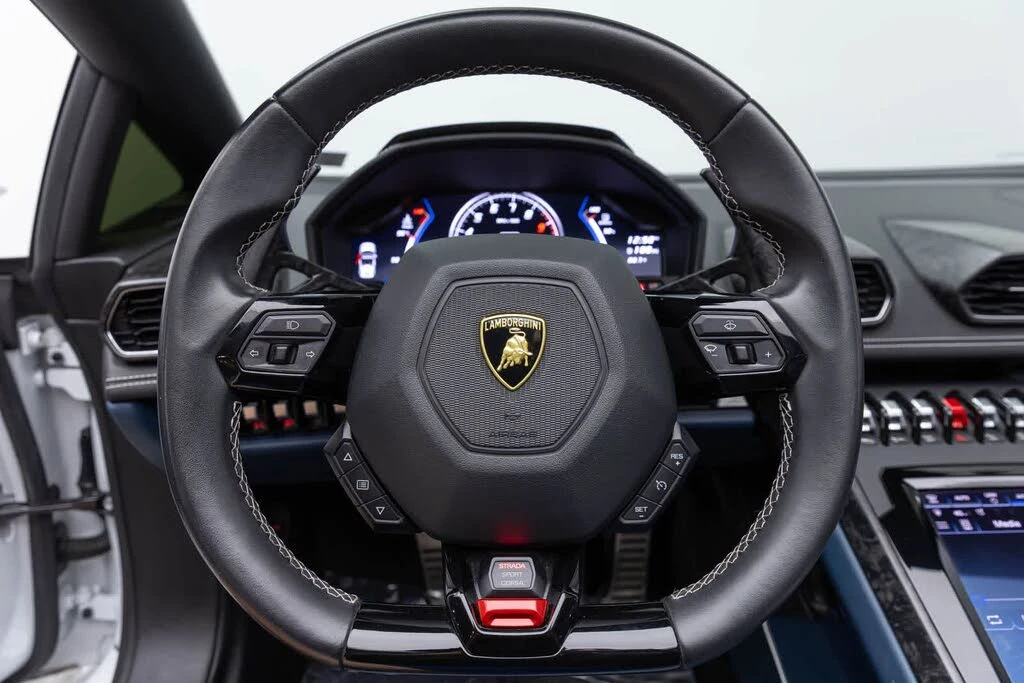 2020 Lamborghini Huracan - Image 14 of 31