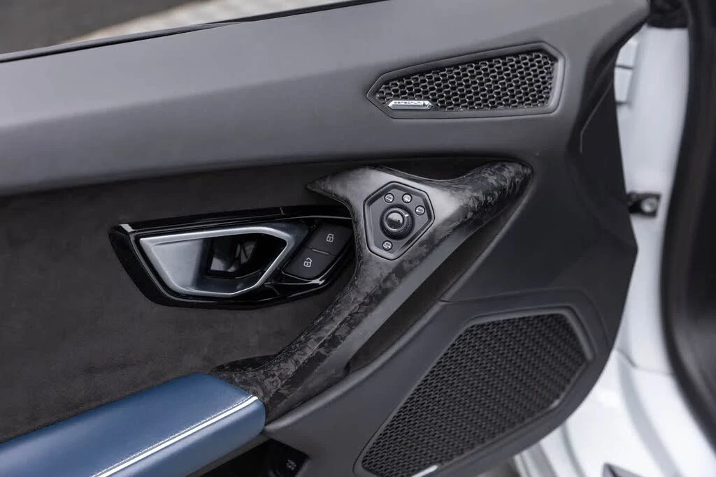 2020 Lamborghini Huracan - Image 24 of 31