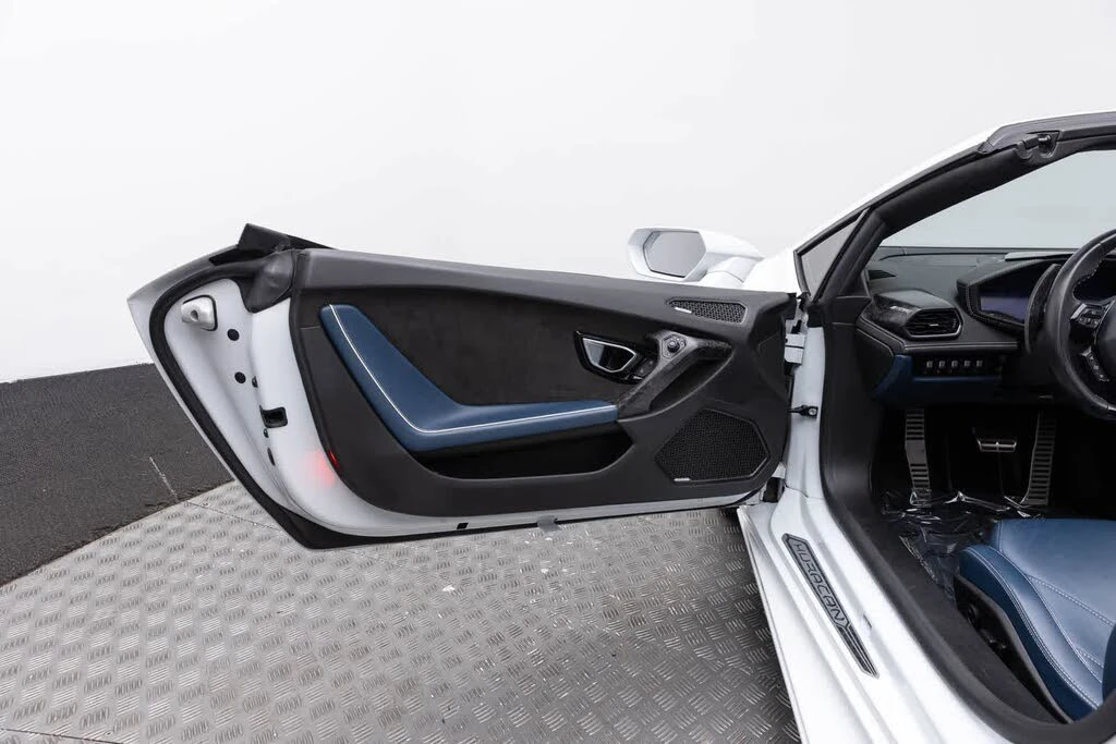 2020 Lamborghini Huracan - Image 23 of 31