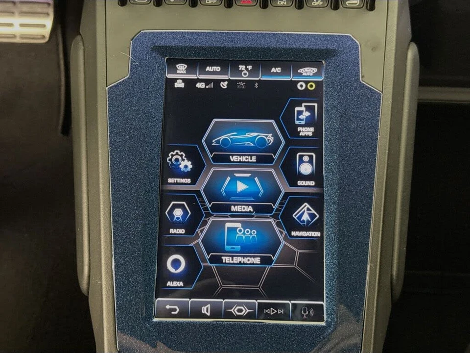 2020 Lamborghini Huracan - Image 15 of 31
