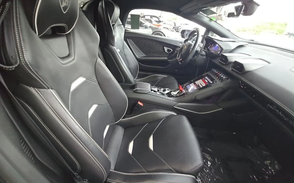 2020 Lamborghini Huracan - Image 10 of 14
