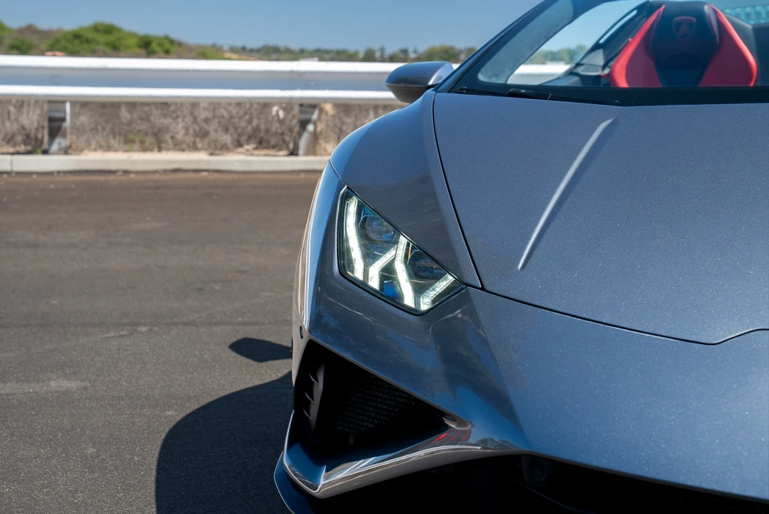 2020 Lamborghini Huracan - Image 27 of 31