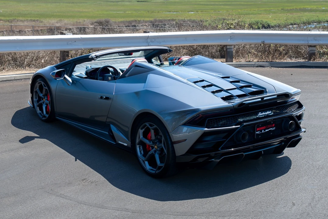 2020 Lamborghini Huracan - Image 12 of 31