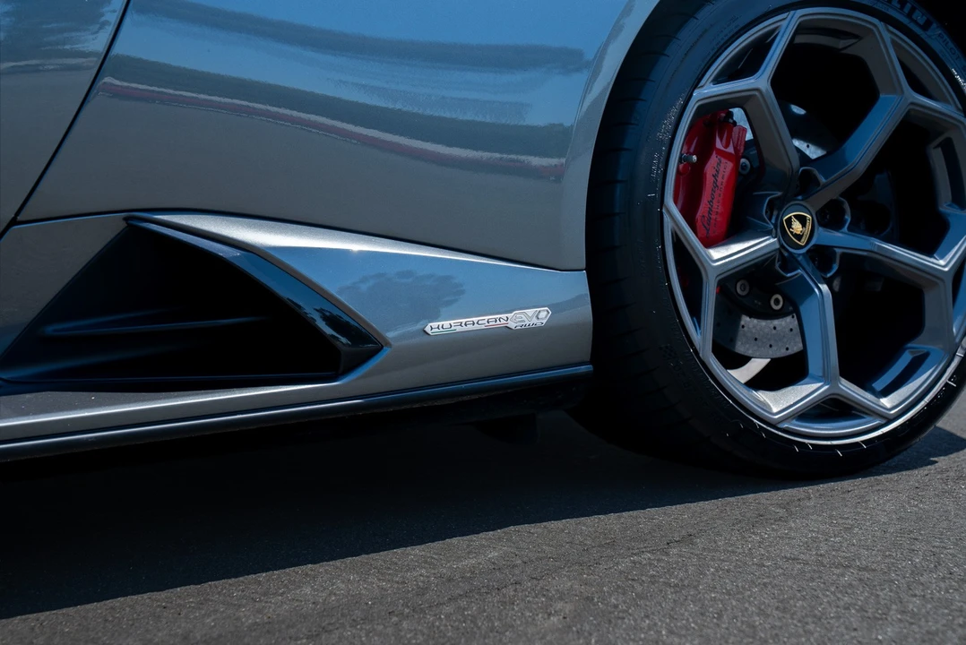 2020 Lamborghini Huracan - Image 10 of 31