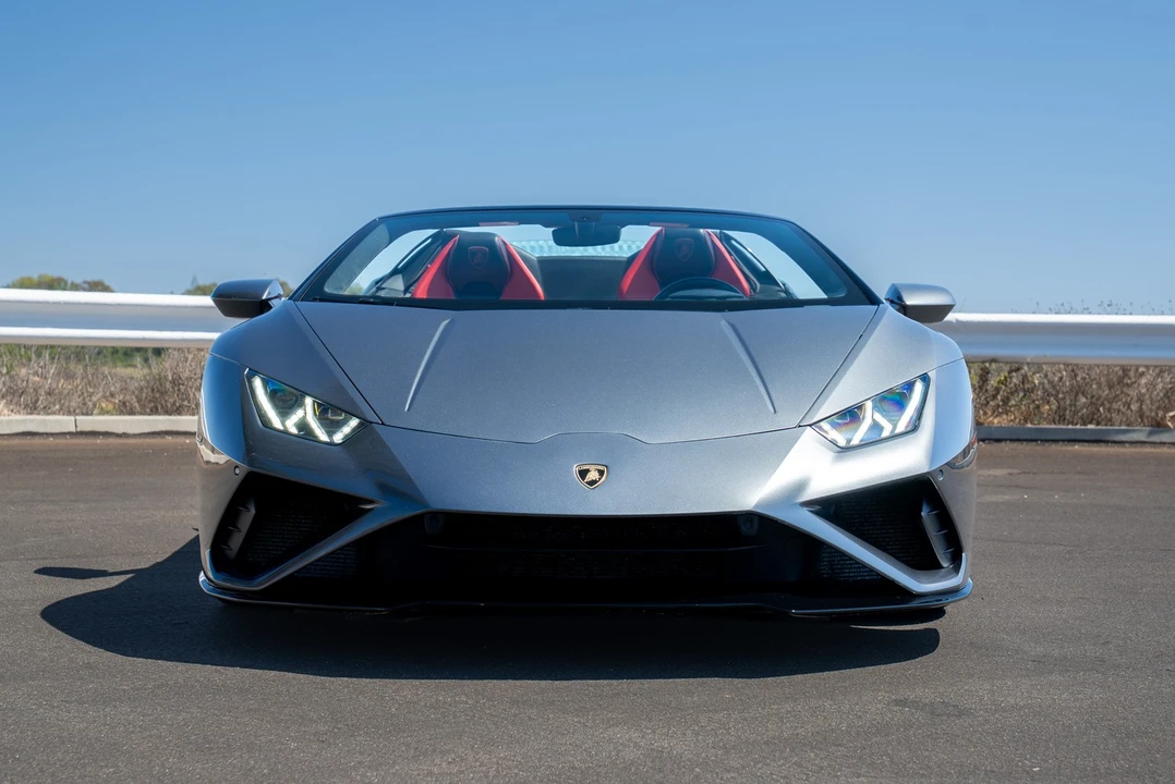 2020 Lamborghini Huracan - Image 25 of 31