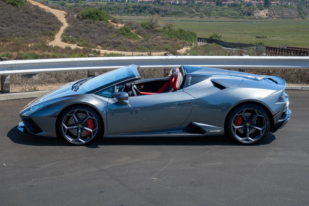 2020 Lamborghini Huracan - Image 7 of 31