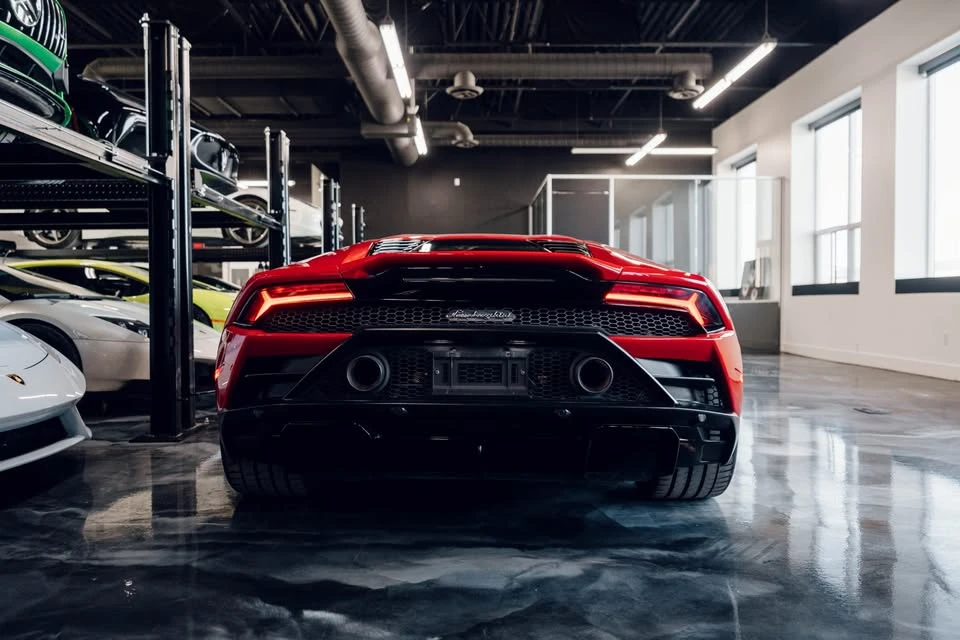 2020 Lamborghini - Image 10 of 19