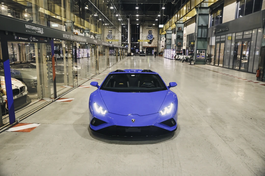 2020 Lamborghini Huracan LP610-2 EVO - Image 3 of 31