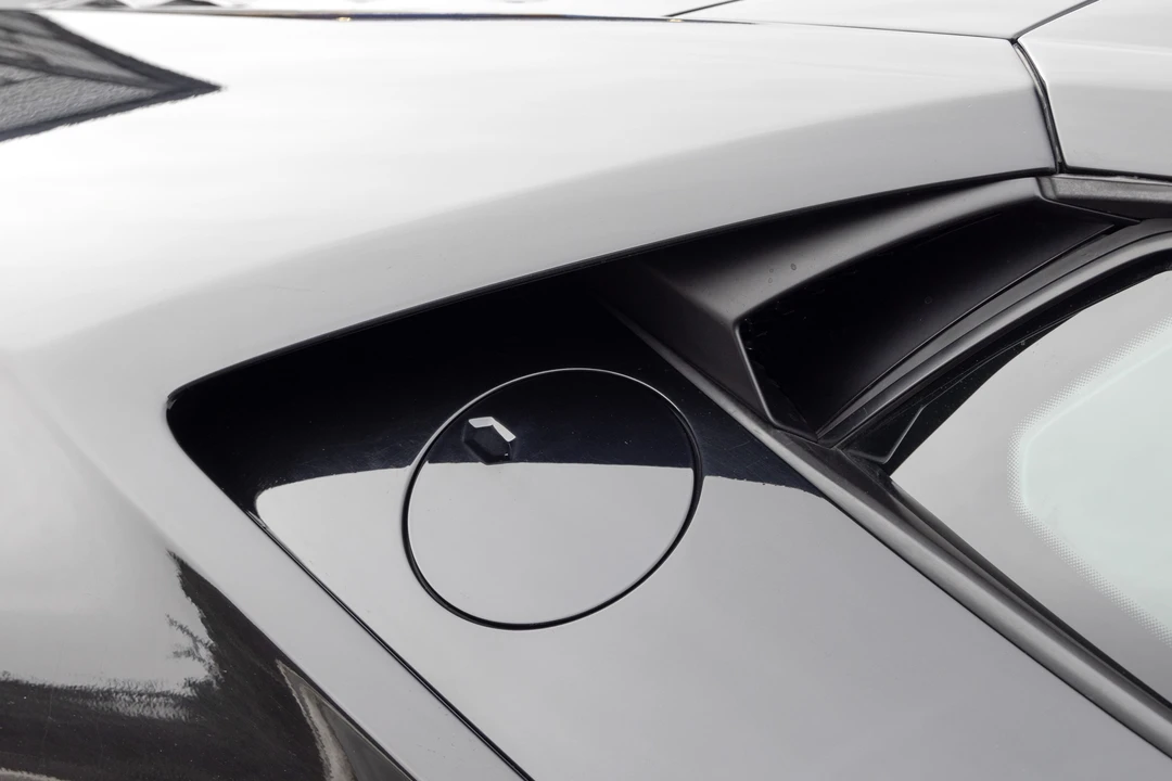 2020 Lamborghini Huracan LP610-2 EVO - Image 17 of 31