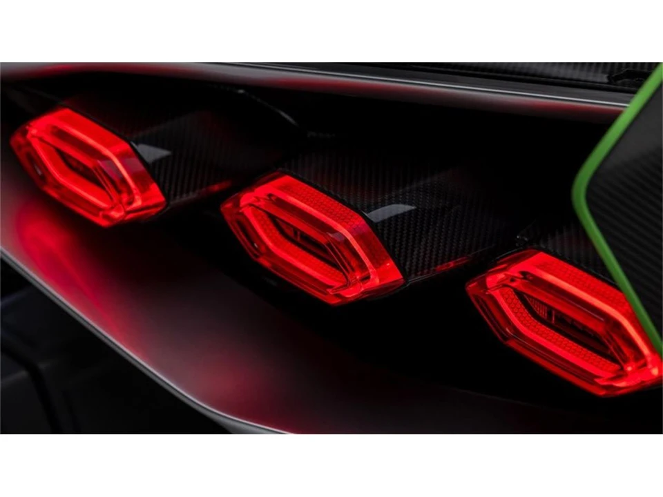2020 Lamborghini Sian FKP 37 - Image 27 of 31