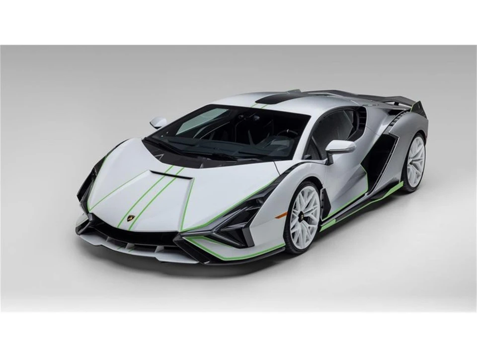 2020 Lamborghini Sian FKP 37 - Image 15 of 31