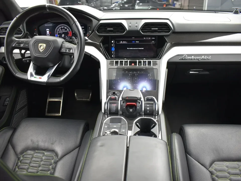 2020 Lamborghini Urus - Image 6 of 20