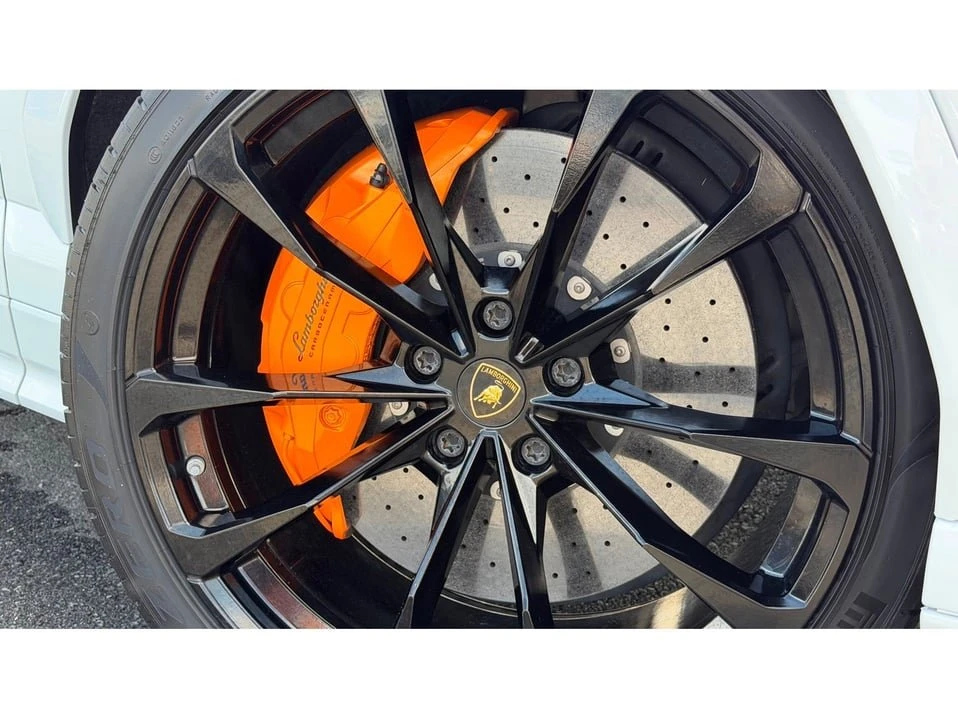 2020 Lamborghini Urus - Image 14 of 20