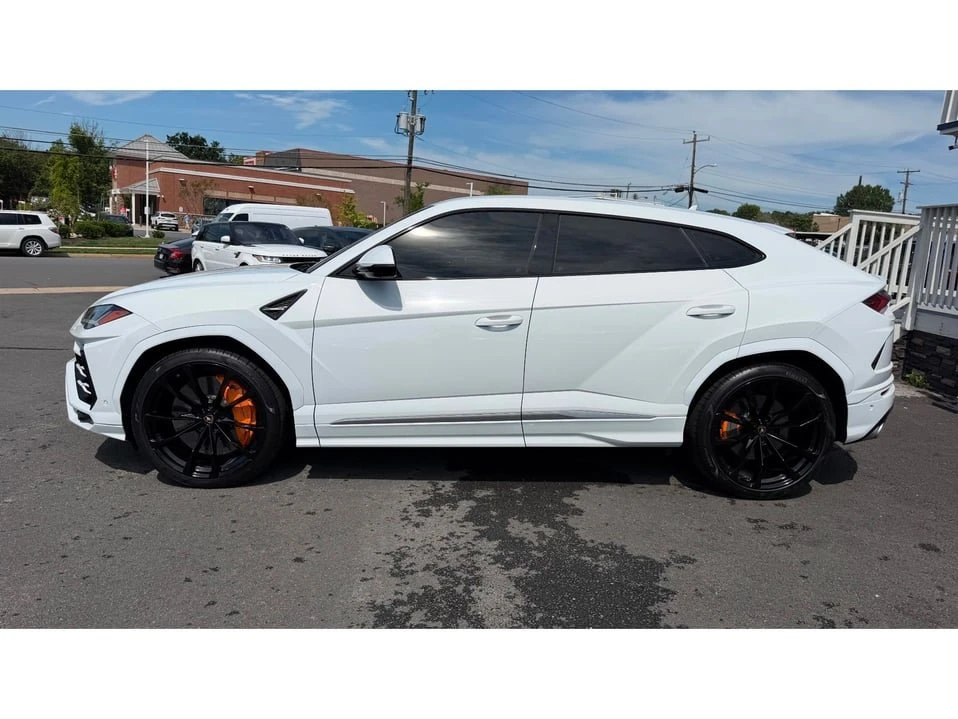 2020 Lamborghini Urus - Image 3 of 20