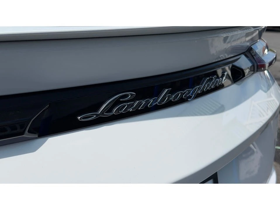 2020 Lamborghini Urus - Image 20 of 20