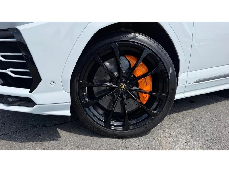 2020 Lamborghini Urus - Image 17 of 20