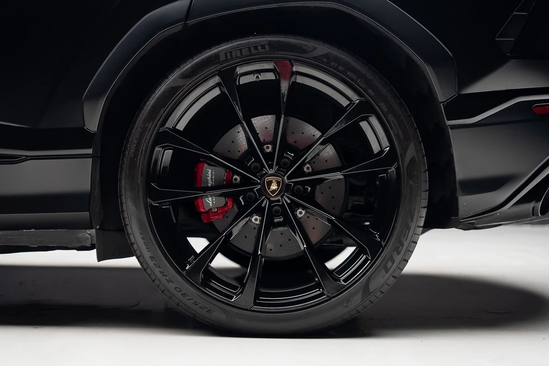 2020 Lamborghini Urus - Image 22 of 31