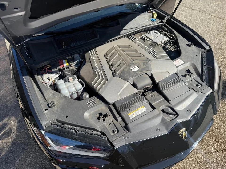 2020 Lamborghini Urus - Image 9 of 9