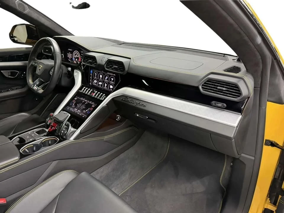 2020 Lamborghini Urus - Image 10 of 20
