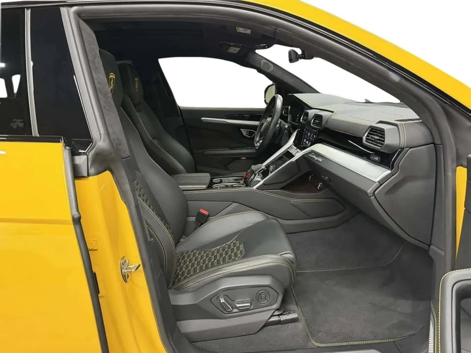 2020 Lamborghini Urus - Image 11 of 20