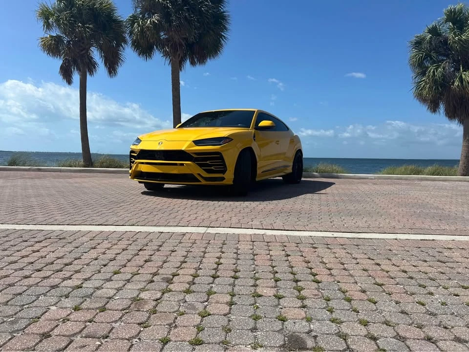 2020 Lamborghini Urus - Image 3 of 9