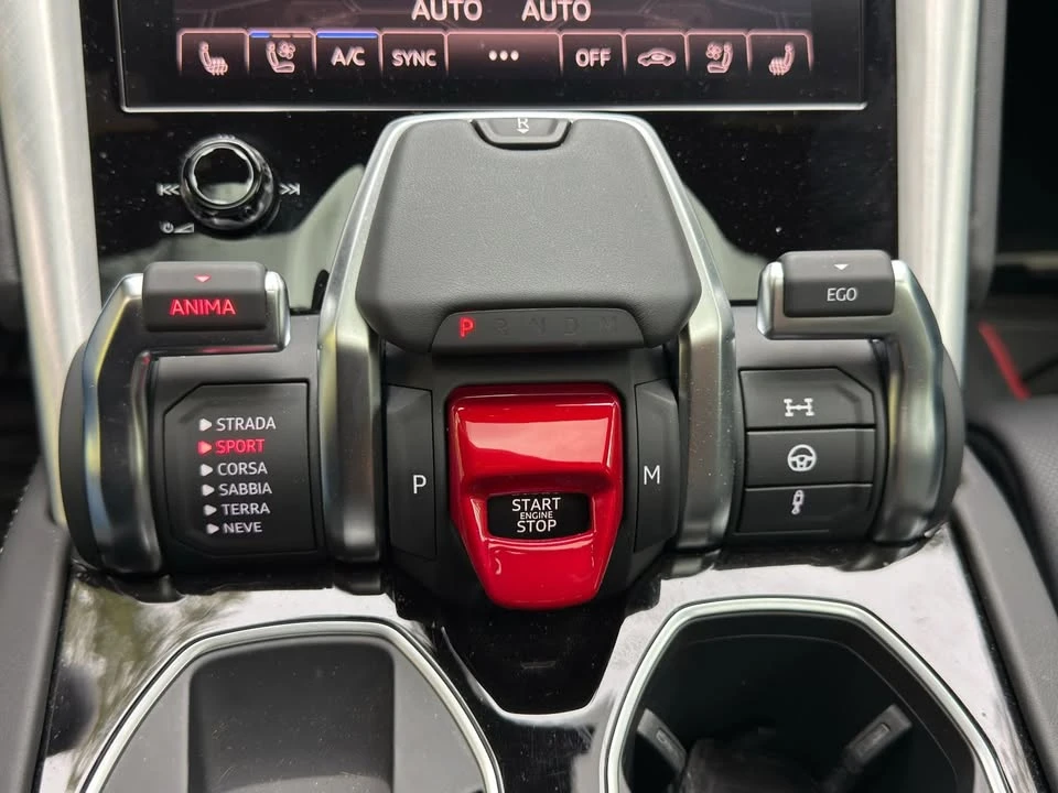 2020 Lamborghini Urus - Image 18 of 20