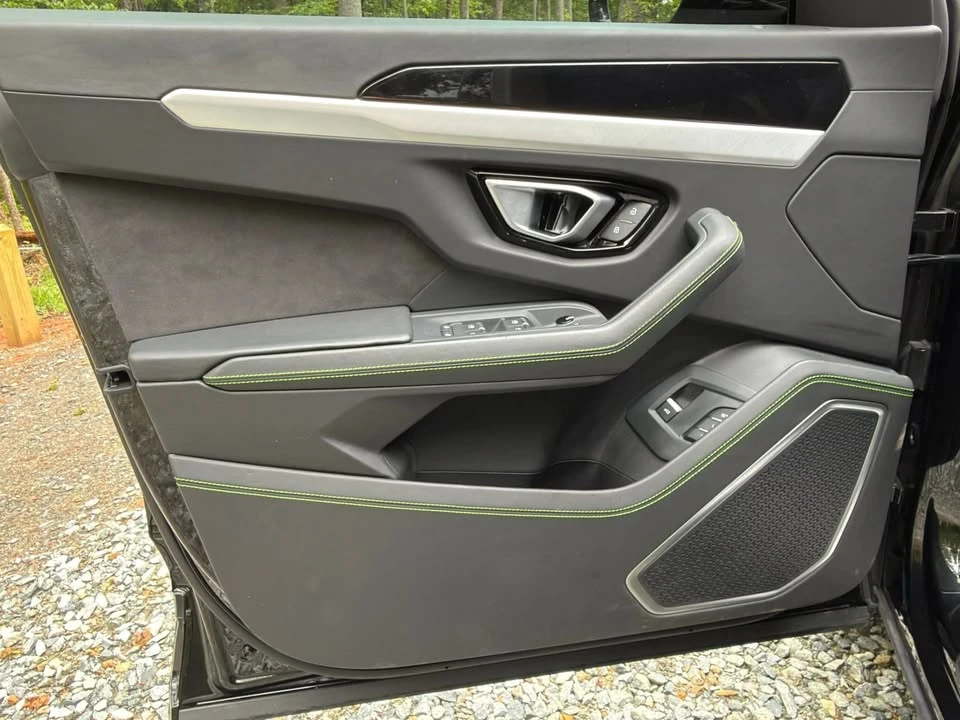 2020 Lamborghini Urus - Image 10 of 20
