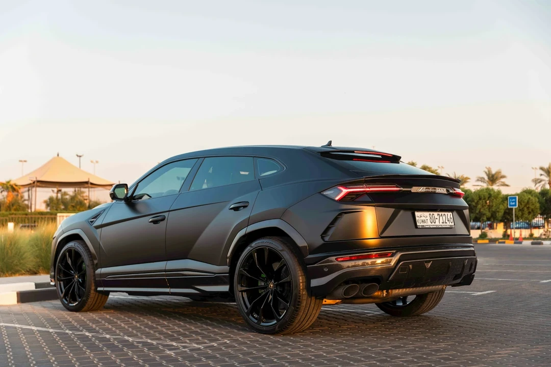 2020 Lamborghini Urus - Image 13 of 21