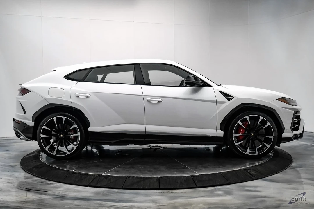 2020 Lamborghini Urus - Image 15 of 21