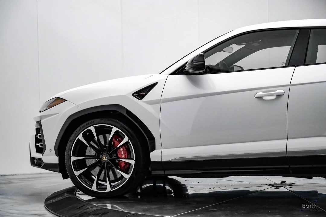 2020 Lamborghini Urus - Image 6 of 12