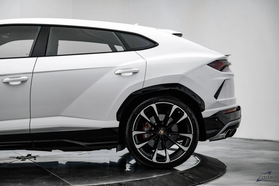 2020 Lamborghini Urus - Image 7 of 12