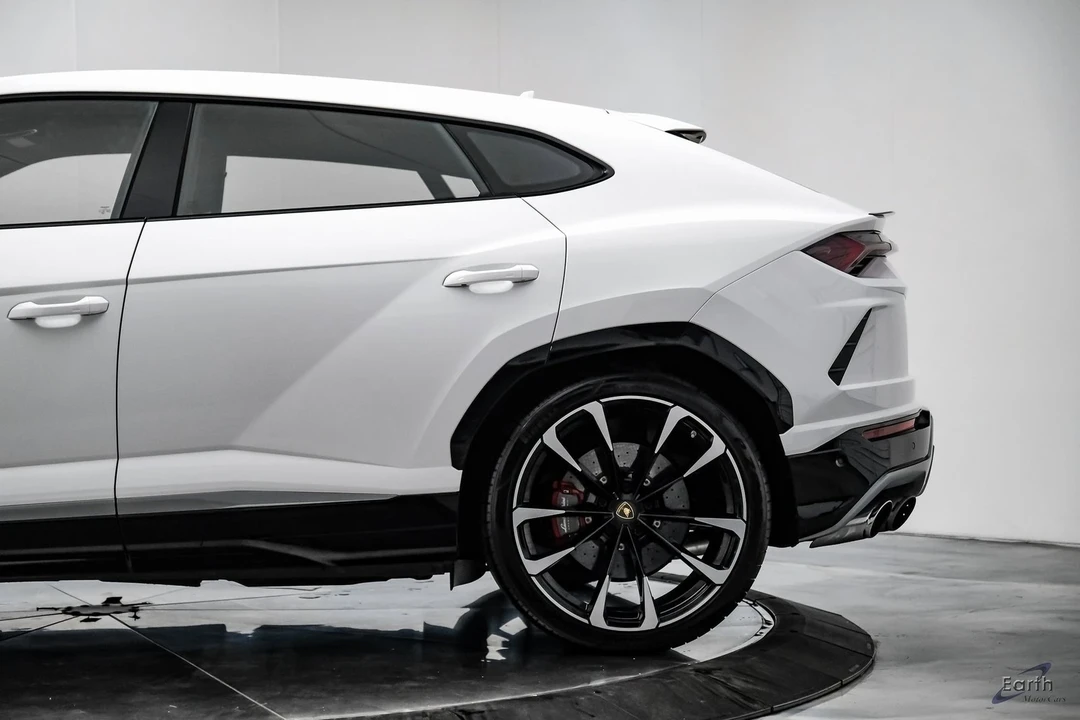 2020 Lamborghini Urus - Image 7 of 12