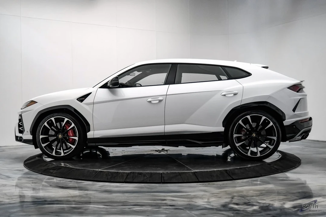 2020 Lamborghini Urus - Image 5 of 12